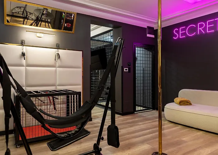 아파트 Secret Bdsm & *